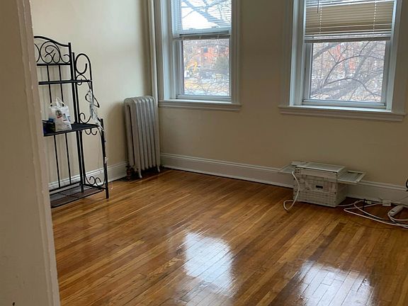 352 Riverway #4 Boston - Mission Hill Shared Unit Photo 1