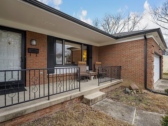 5th image of 728 W Winmar Pl