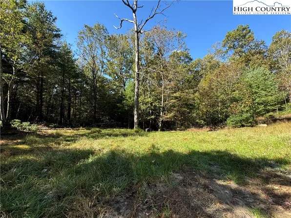 186 Ash Lane, Glade Valley, NC 28627