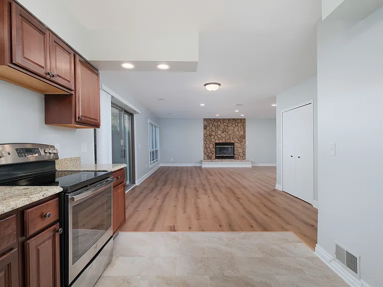 1083 N Livernois Rd — Photo 20