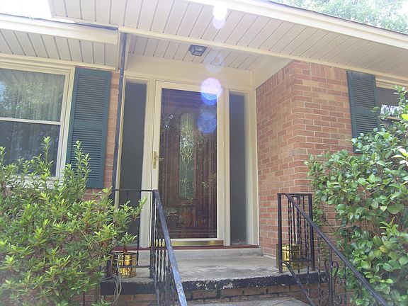 Beautiful Main Door Entry