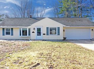 26335 Cranage Rd, Olmsted Falls, OH 44138