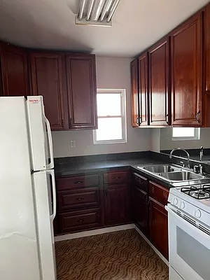 Rented by Audrey Dweck, LREB | media 7