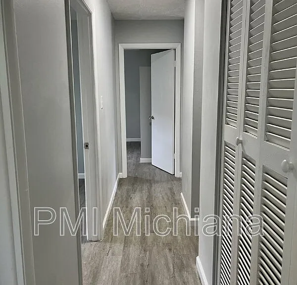 3110 Voll Ln — Photo 9