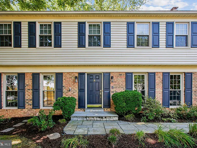 1710 Chesterford Way — Photo 3
