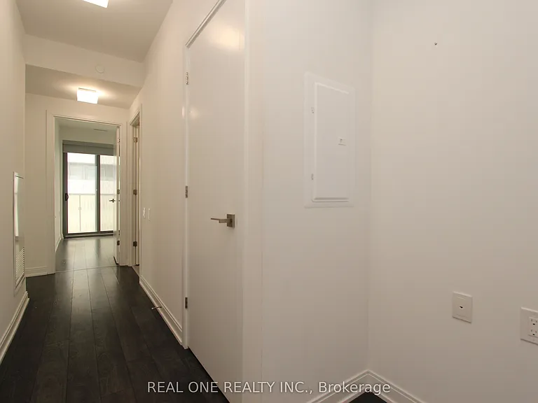 50 Charles St E #2605 — Photo 12