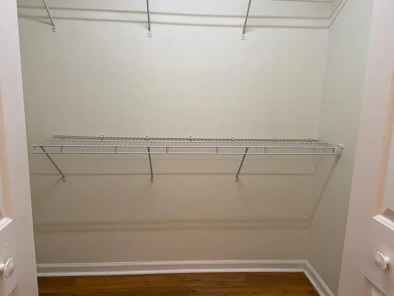 306 W Wyatts Pond Ln — Photo 16