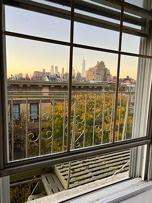 Rented by Cayenne Realty Group | media 8