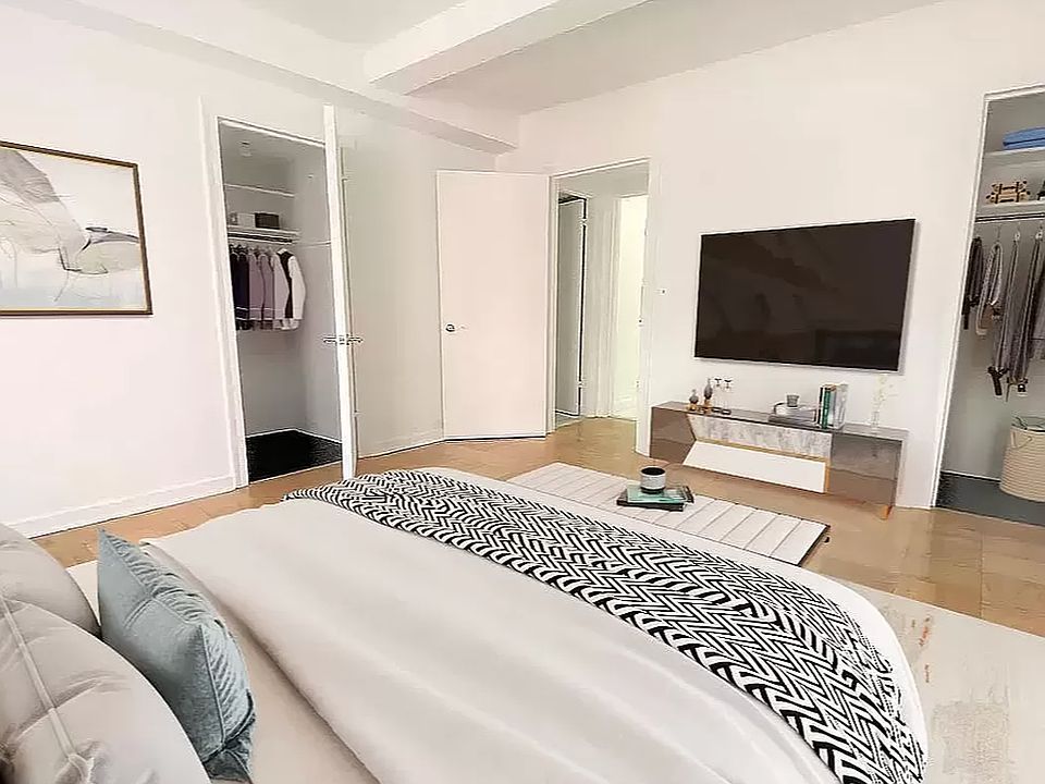 1st image of 108 E 38th St APT 806