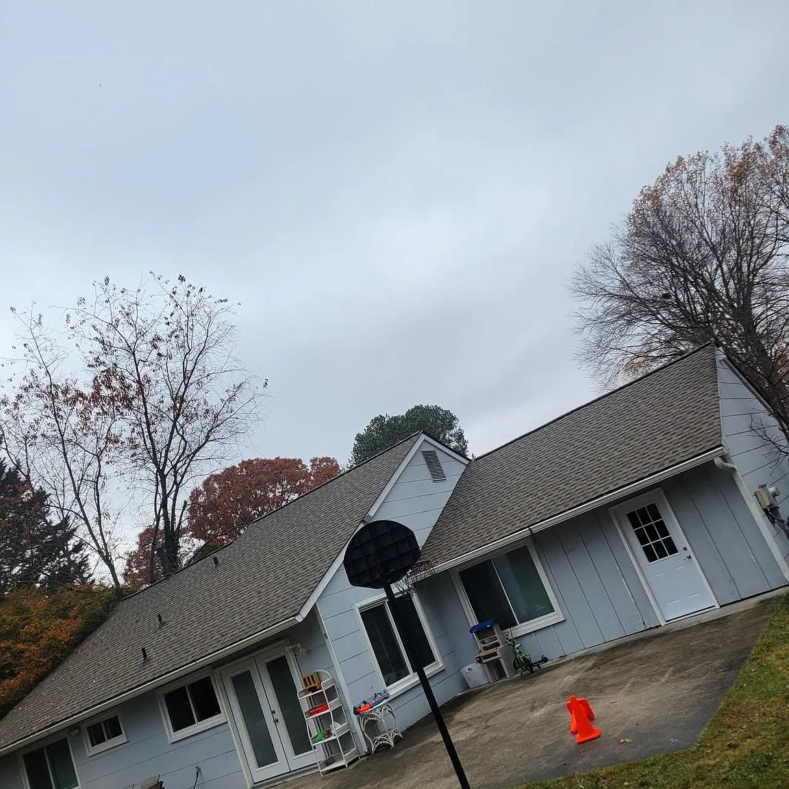 3 bed, 1212 sqft, $2,800 — Photo 1