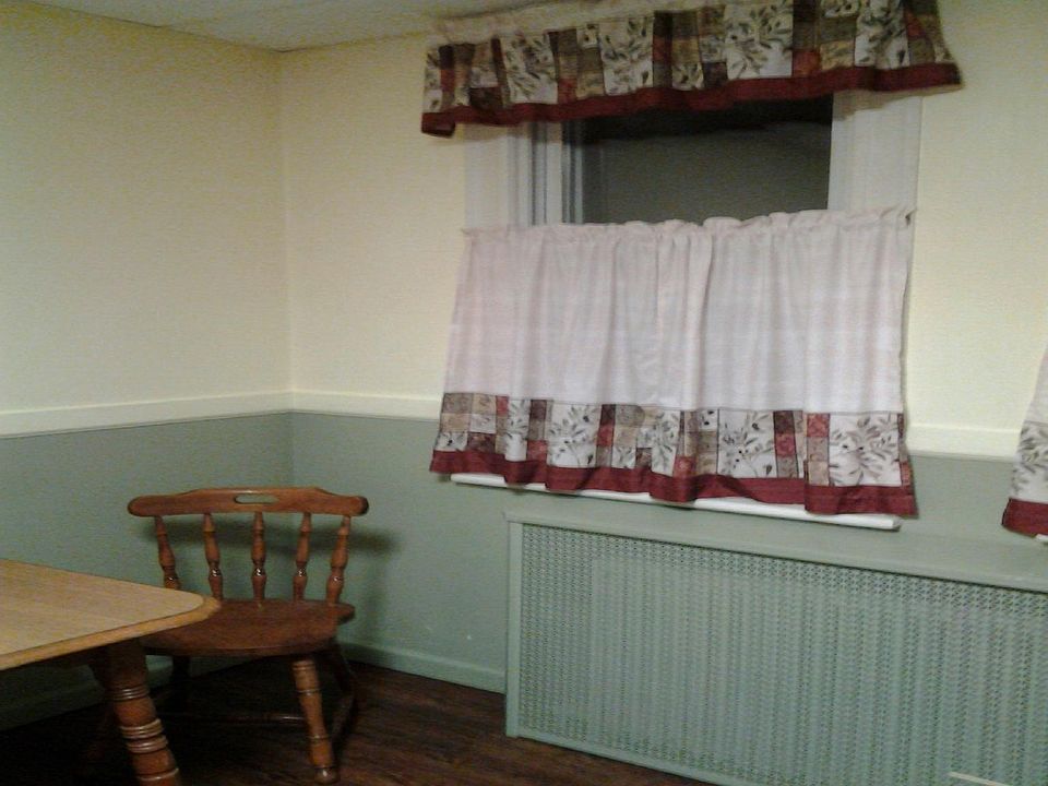 2nd image of 69 Orchard St