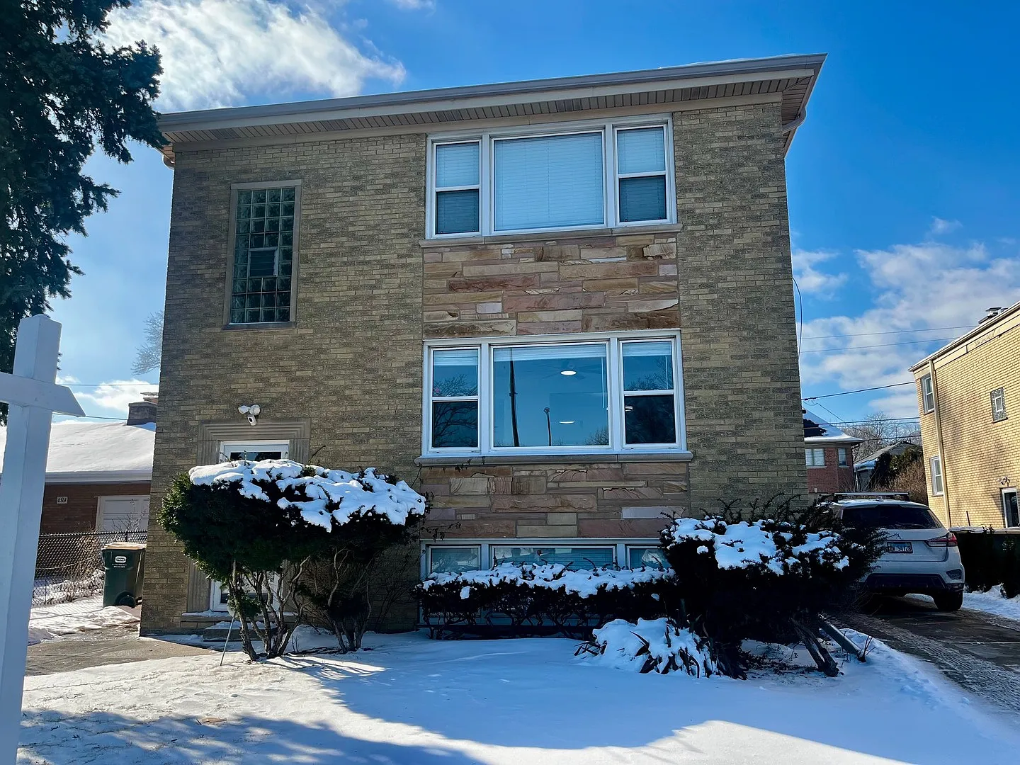 3 bed, 1.5 bath, 1400 sqft, $2,950 — Photo 1