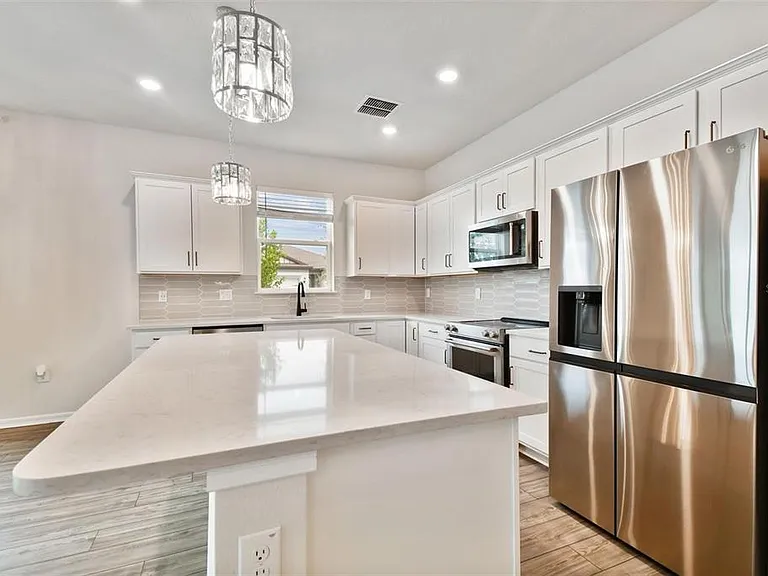 13144 Peachleaf Ave — Photo 9