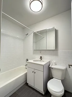 Rented by Avenues Real Estate | media 14