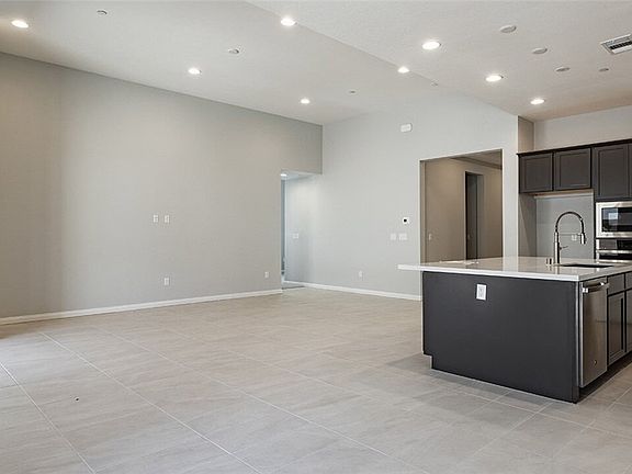 3rd image of 363 Old Erie Pl