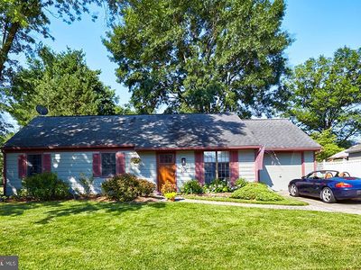 225 Bentwood Dr, Delran, NJ, 08075