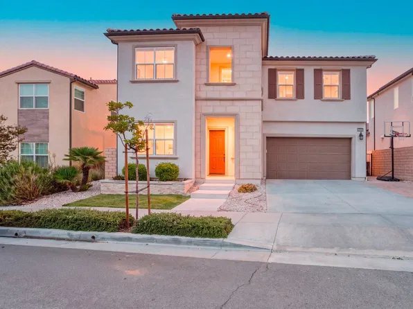 19145 Blackthorn Dr, Santa Clarita, CA 91351