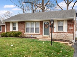 1214 Oakleaf Dr, Saint Louis, MO