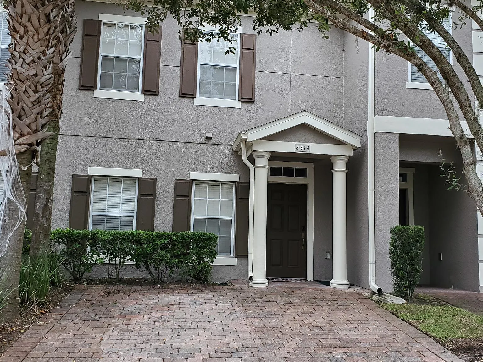4 bed, 2.5 bath, 1400 sqft, $2,550 — Photo 3