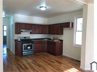 1043 Hunterdon St #2, Newark, NJ 07112