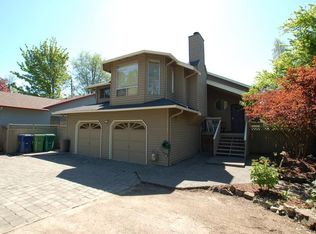20733 Elberta Rd, Lynnwood, WA 98036