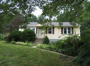 62 Putnam Ln, Holden, MA 01520