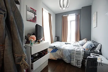 Rented by Rennit Inc.