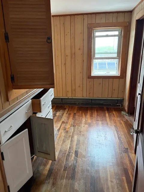 3 bed, 1199 sqft, $3,250 — Photo 4