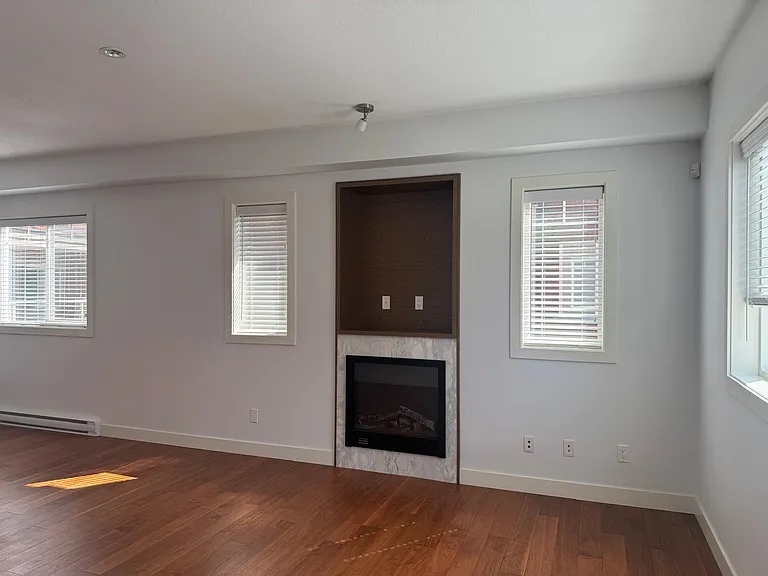 7199 Moffatt Rd #8 — Photo 6