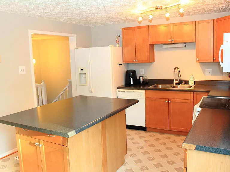 10936 Huntington Woods Cir #4 — Photo 4