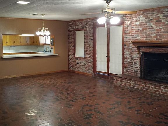 4th image of 6425 Baton Rouge Ave