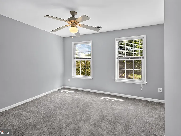 9036 Woodpecker Ct — Photo 45