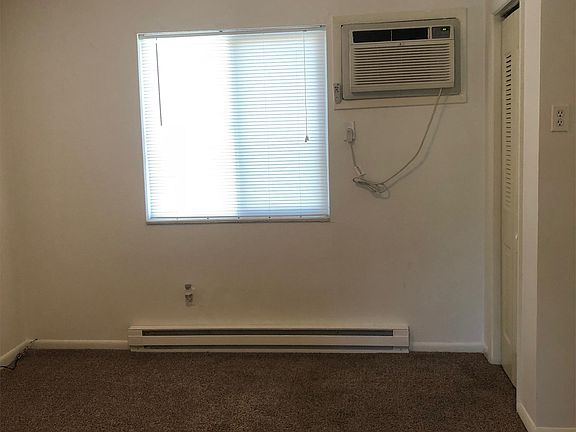 2nd image of 307 E 19th St APT 3