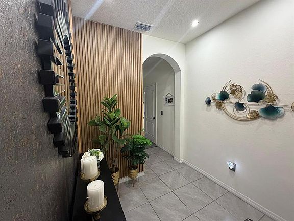 4th image of 1346 ISLETA LOOP