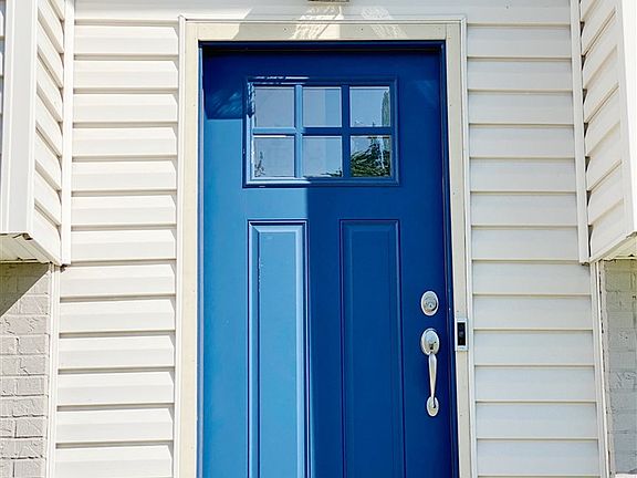 3rd image of 3339 Tallwood Cir