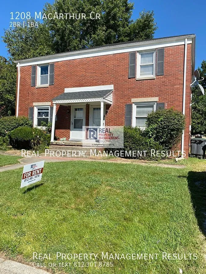 *Summer Special* First Month's Rent Free - Well Laid Out East Side Duplex with Practical Amenities — Photo 1