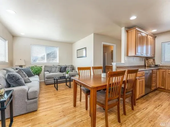 550 S Clifford St, Chelan, WA 98816