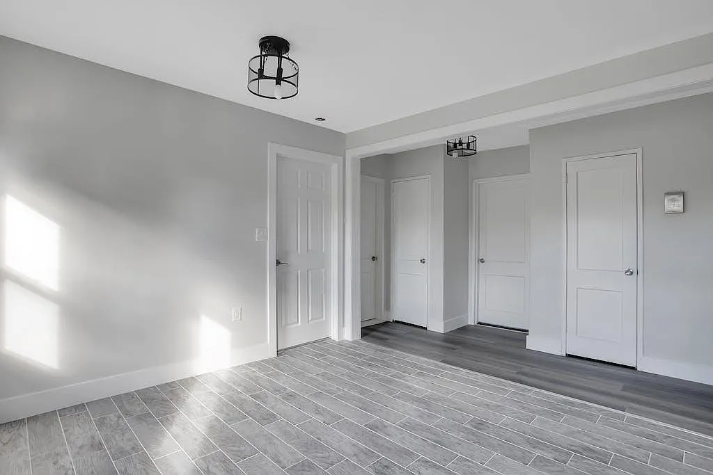 2 bed, 1000 sqft, $2,750 — Photo 4