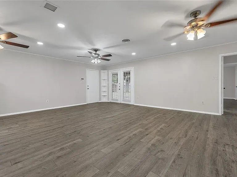 1312 Timm Dr — Photo 6