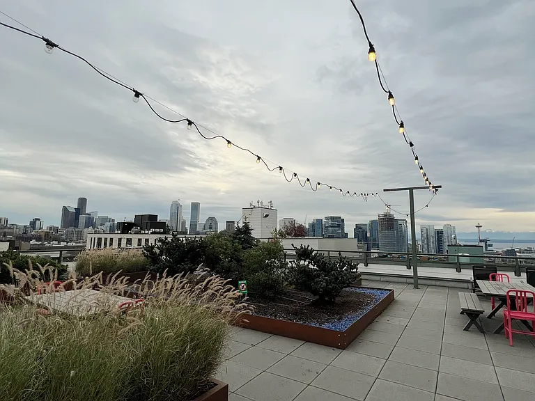 127 Broadway E #303 — Photo 22