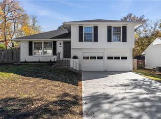 9237 Wyandotte St, Kansas City, MO 64114