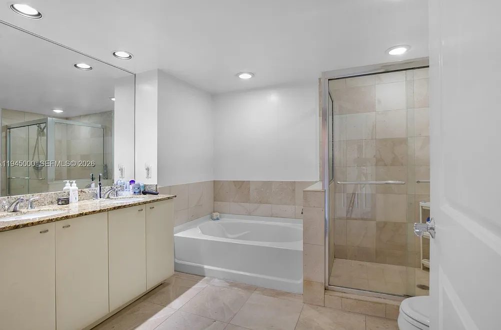 1 bed, 1298 sqft, $3,299 — Photo 3