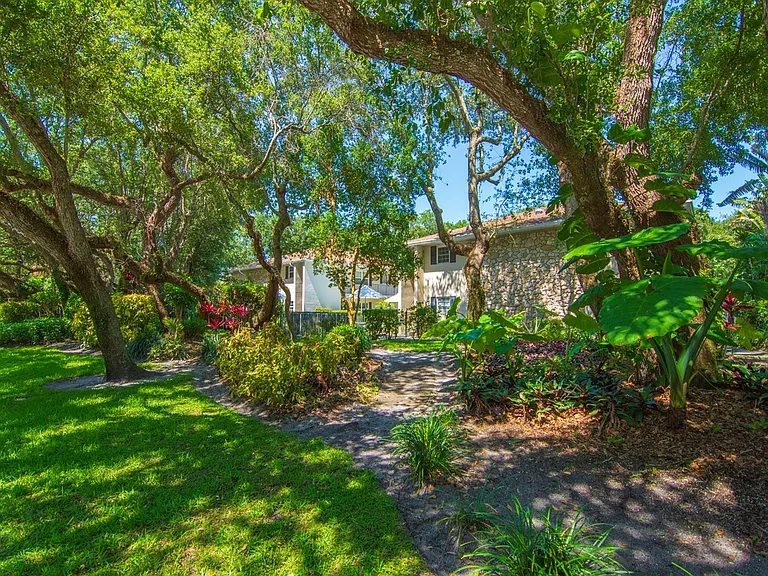 800 Coquina Ln #205 — Photo 29