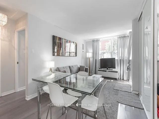 105 McCaul St #202 — Photo 8
