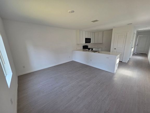 4th image of 12121 Morgan Dr