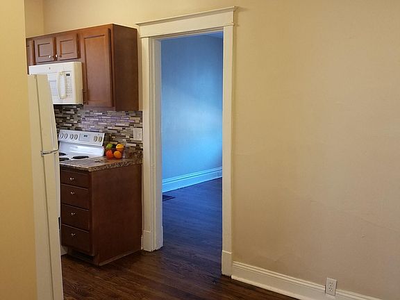 5th image of 5012 Chippewa Street # First Floor