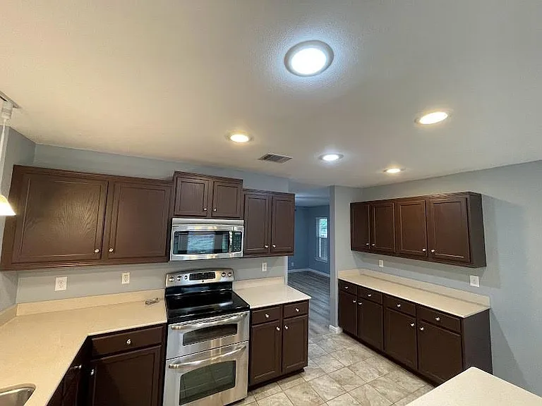 1825 Red Rock Dr — Photo 10