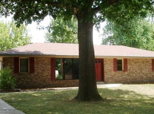 718 Earl Lee Dr, Jefferson City, MO 65109