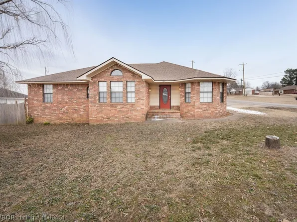 1021 N Daisy St, Greenwood, AR 72936