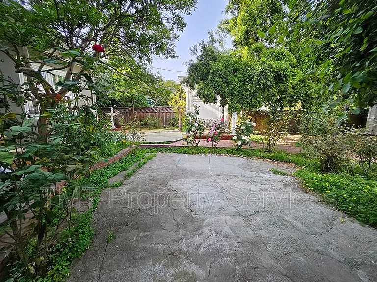 1214 N Pershing Ave — Photo 19